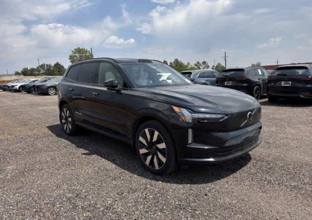 Used 2025 Volvo EX90 Ultra AWD/4WD image 9