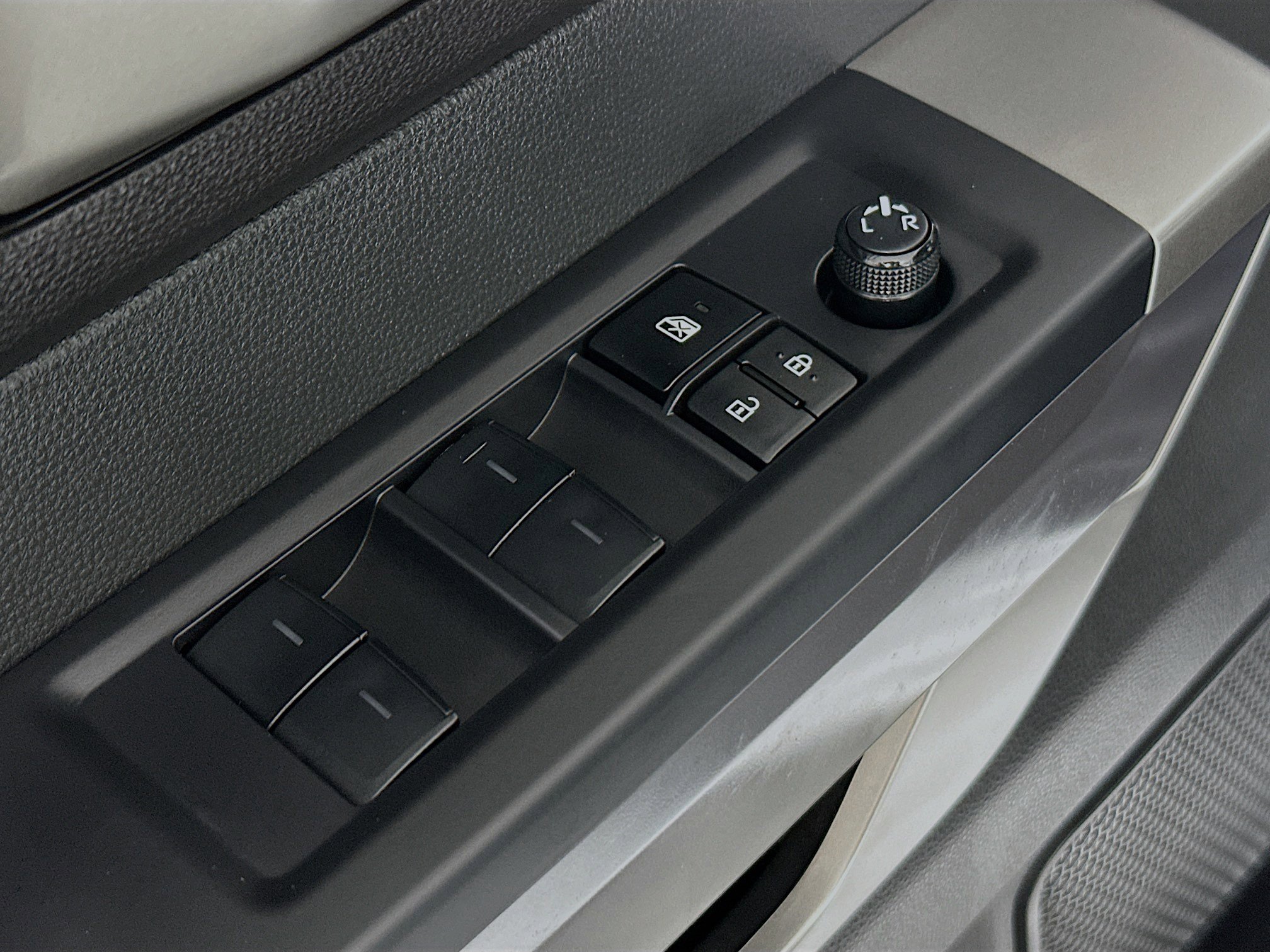 Used 2025 Toyota Tundra SR5 image 13