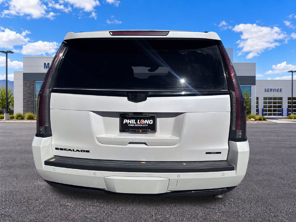 Used 2019 Cadillac Escalade Luxury RWD image 7