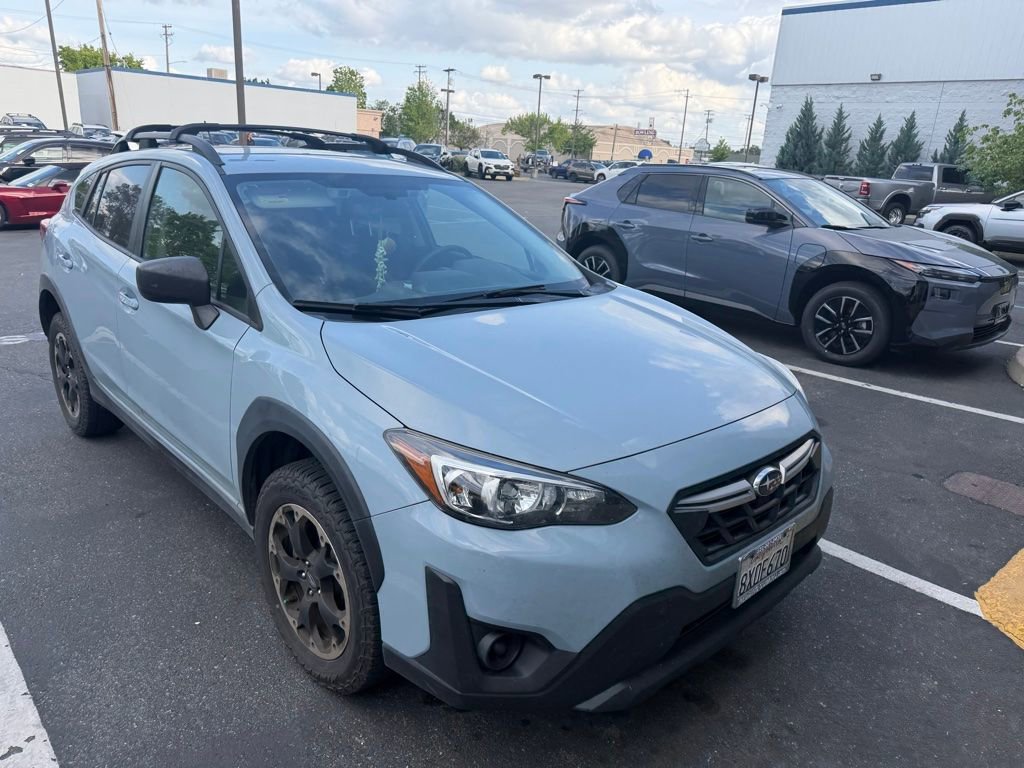 Used 2021 Subaru Crosstrek 2.0i AWD/4WD image 3