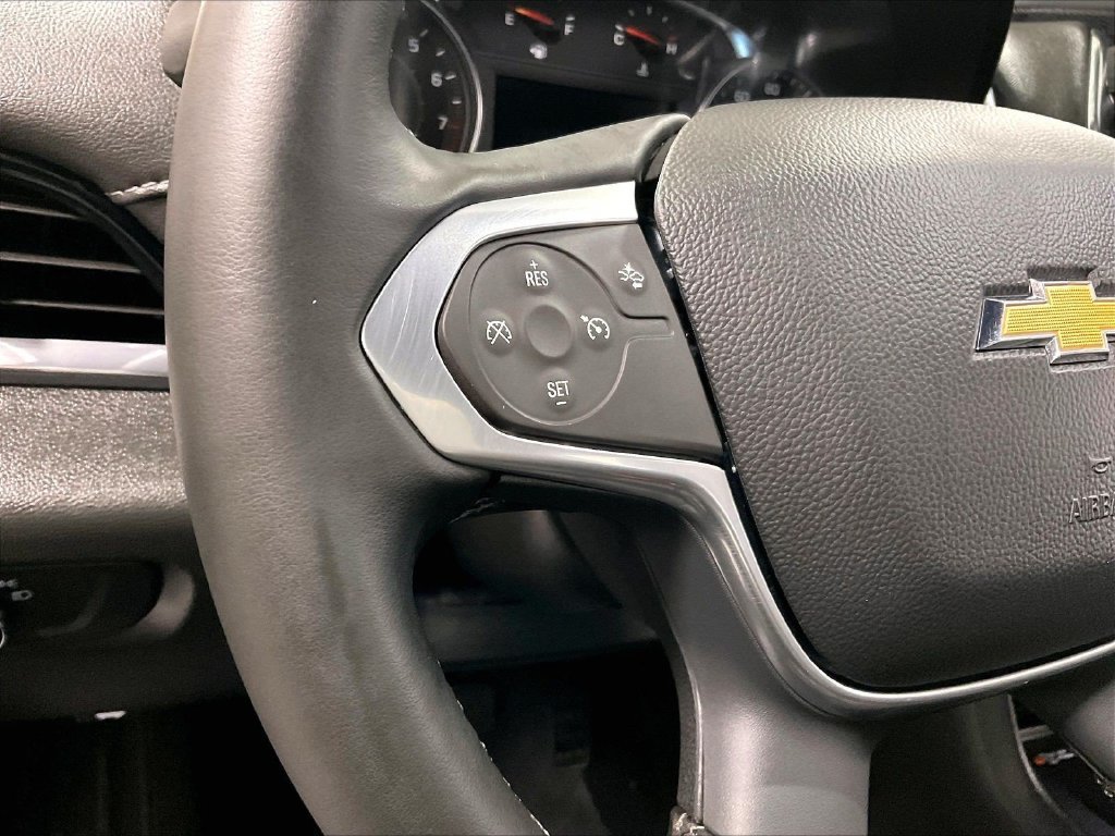 Used 2023 Chevrolet Traverse LT AWD/4WD image 23