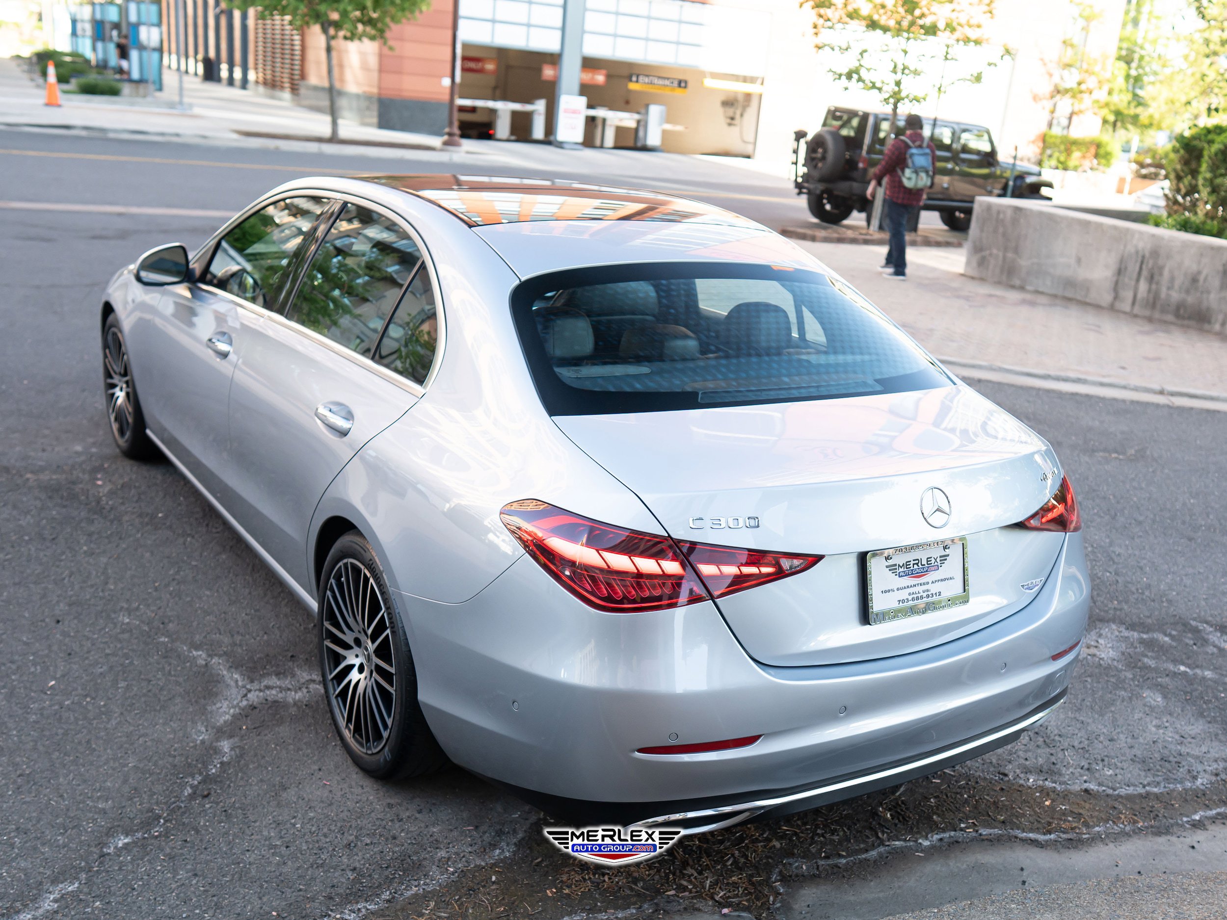 Used 2022 Mercedes-Benz C 300 4MATIC Sedan image 5