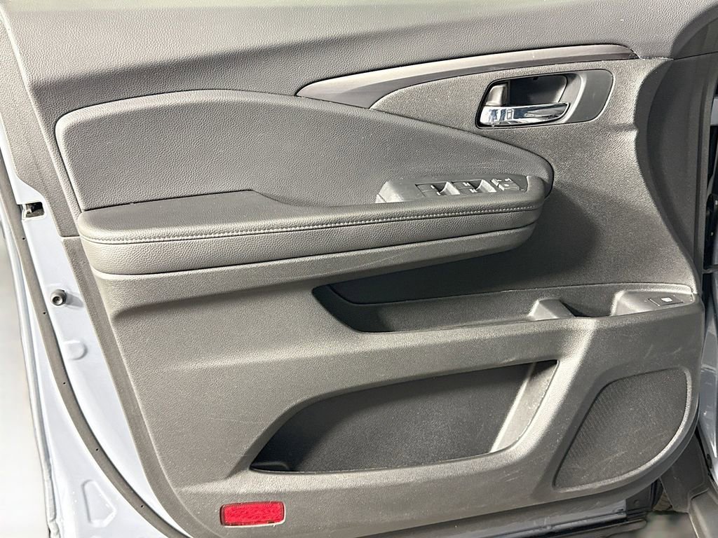 Certified 2022 Honda Pilot Sport image 27