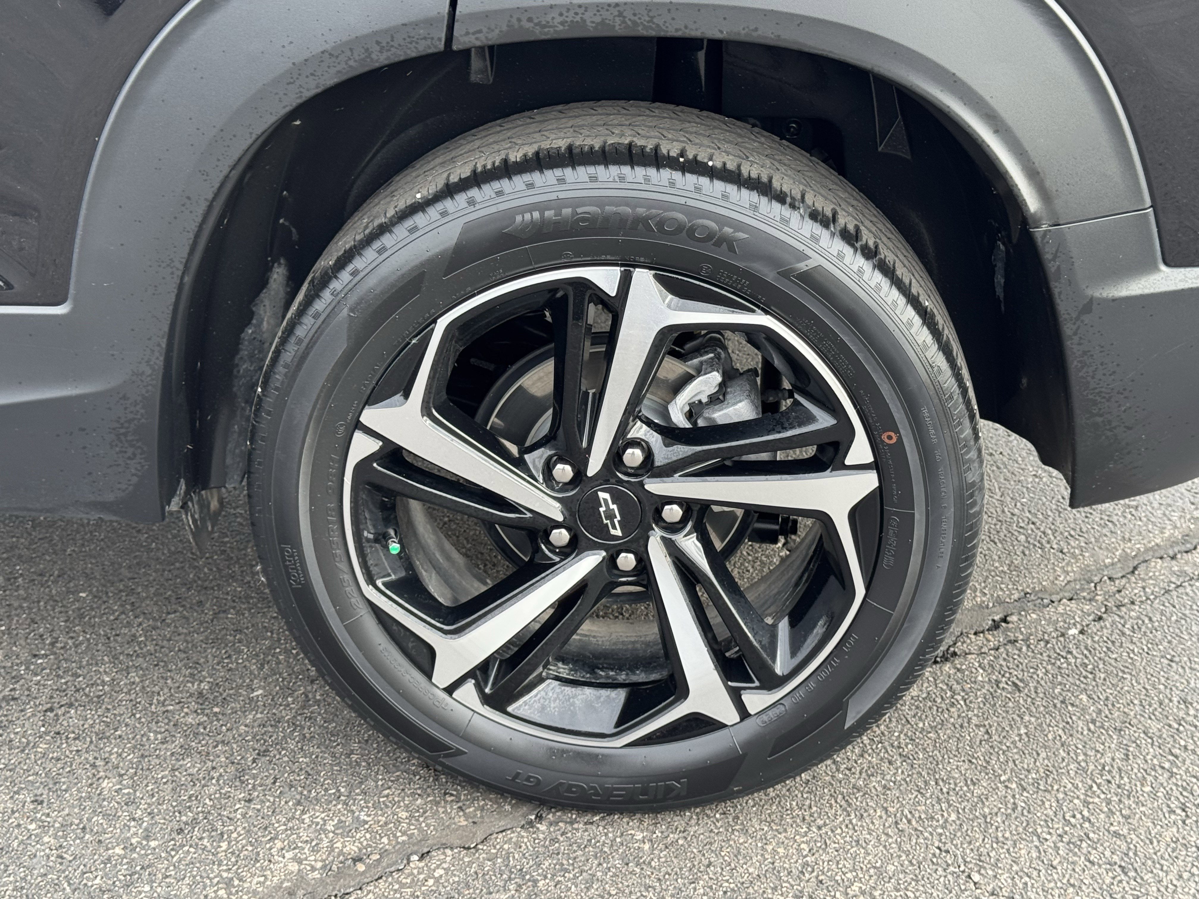 Used 2023 Chevrolet TrailBlazer RS w/ Convenience Package image 40