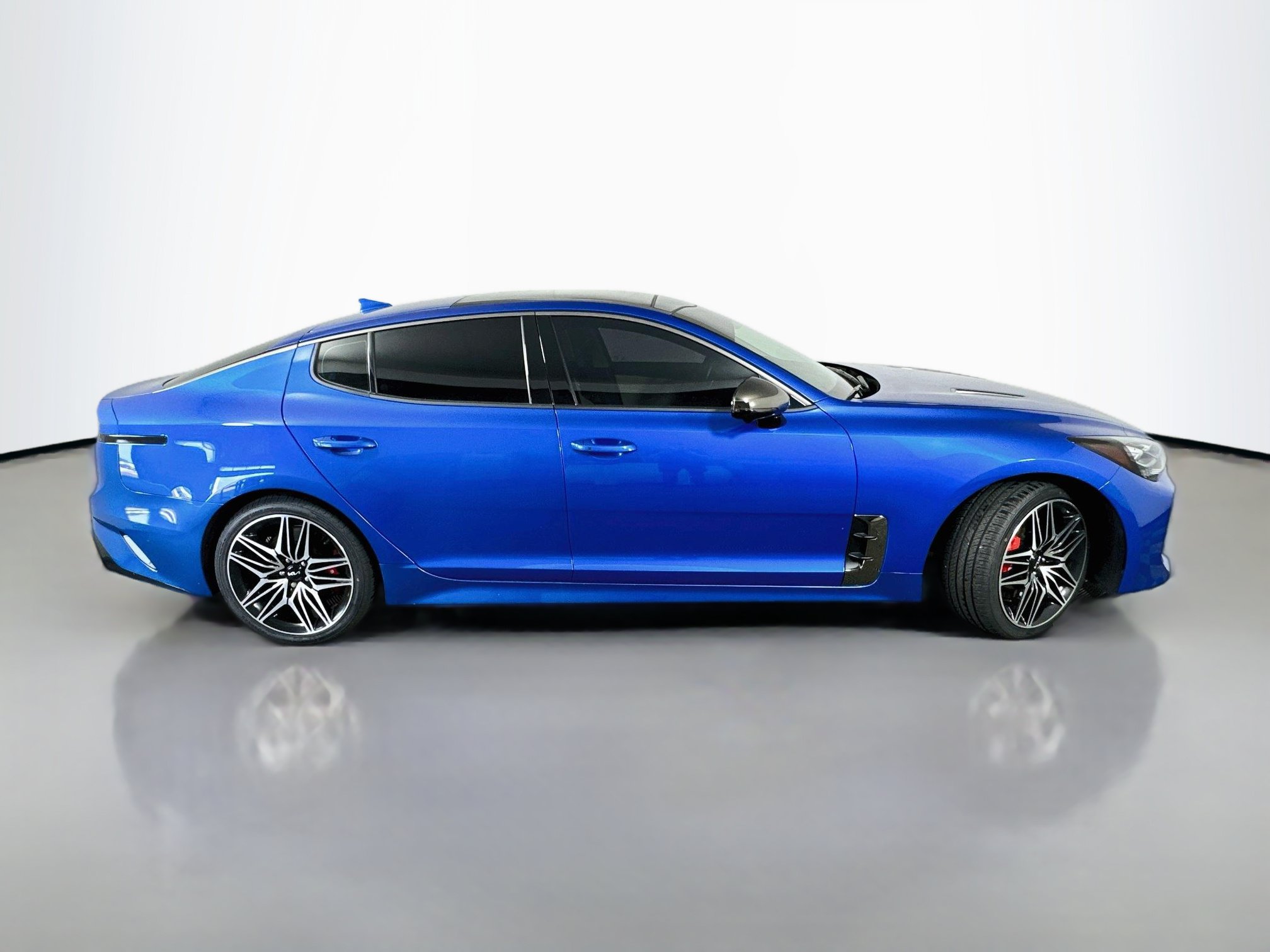 Certified 2023 Kia Stinger GT2 RWD image 8