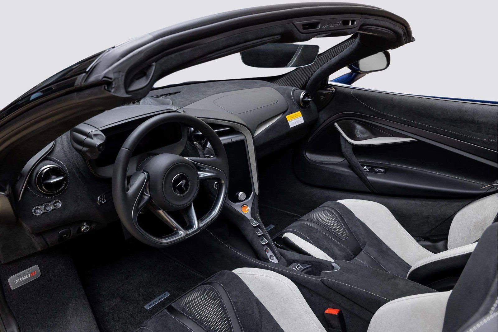 New 2026 McLaren 750S Spider RWD image 12