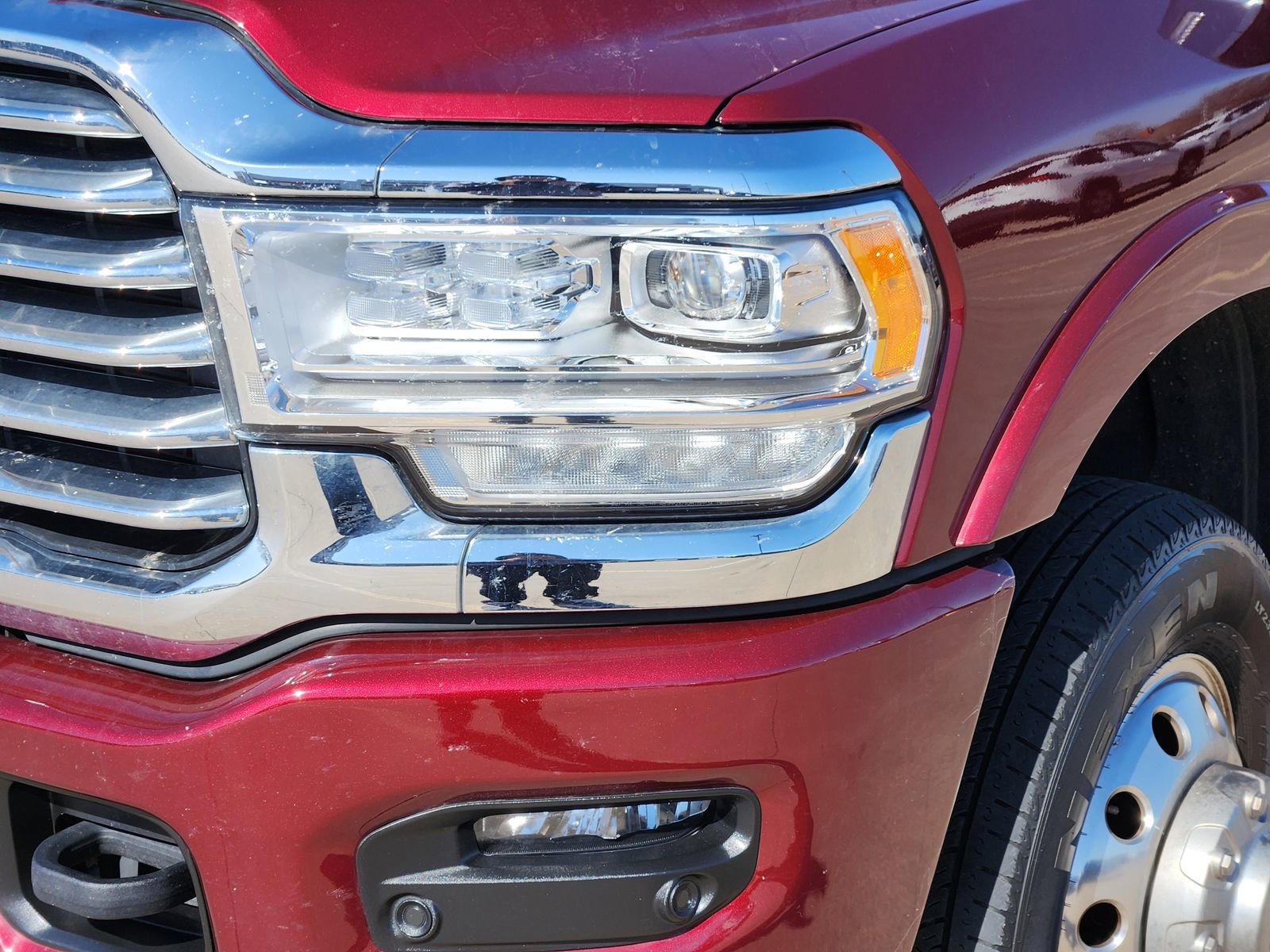 Used 2024 RAM 3500 Limited image 11