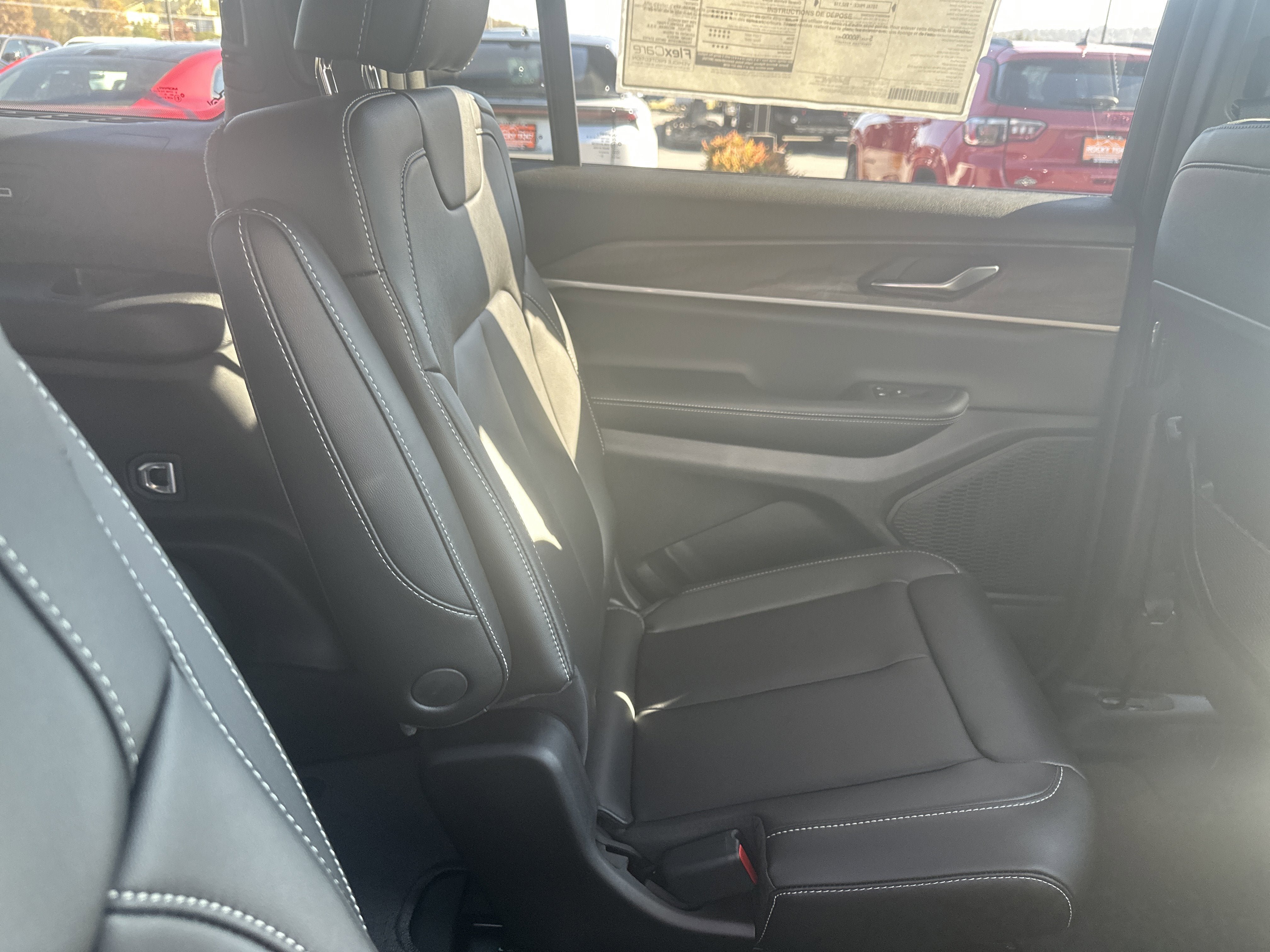 New 2025 Jeep Grand Cherokee L Limited AWD/4WD image 27