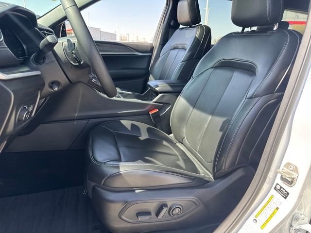 Used 2024 Jeep Grand Cherokee L Limited w/ Luxury Tech Group II AWD/4WD image 17