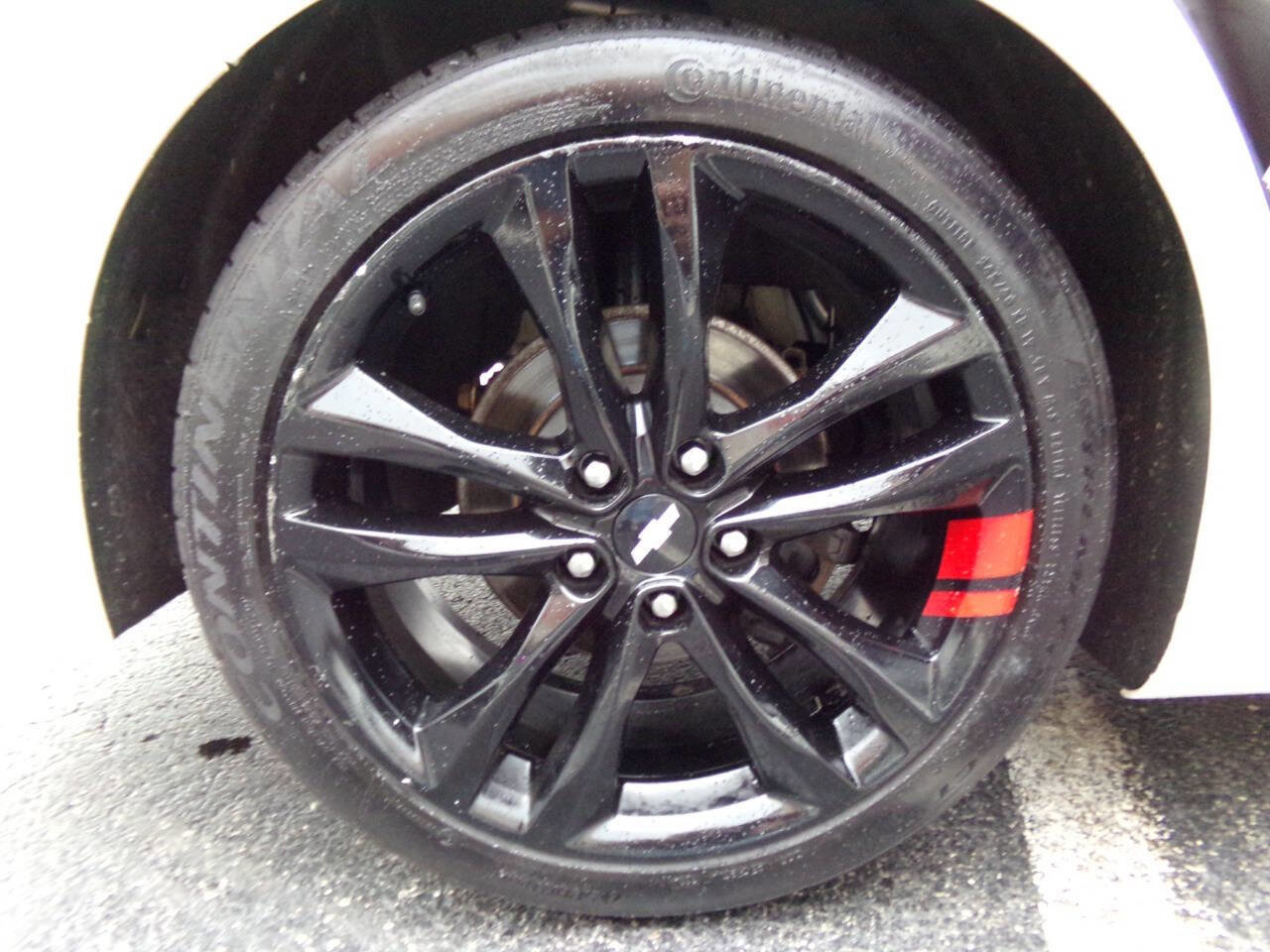 Used 2018 Chevrolet Malibu LT w/ Redline Edition image 30