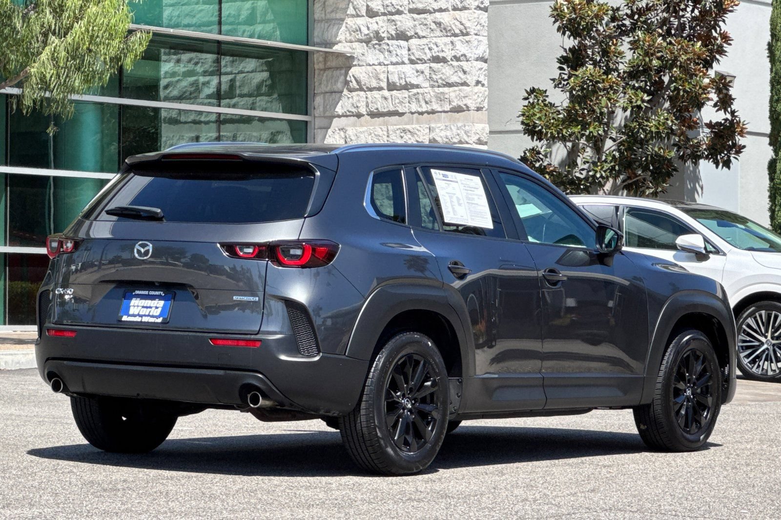Used 2025 MAZDA CX-50 AWD 2.5 S w/ Preferred Package image 4