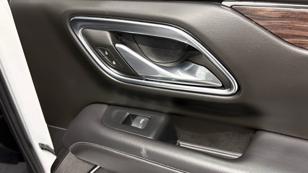 Used 2024 Chevrolet Tahoe LT AWD/4WD image 27