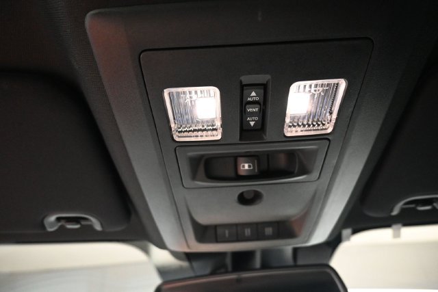 Used 2018 RAM 1500 Sport w/ Hydro Blue Sport Package AWD/4WD image 31