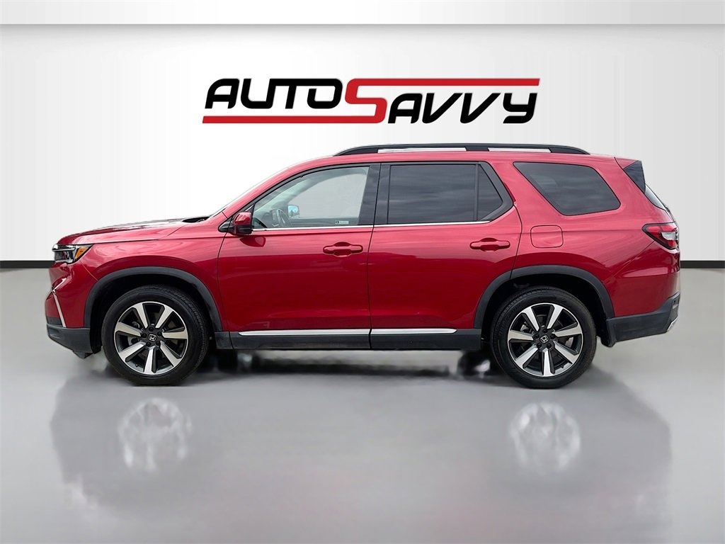 Used 2023 Honda Pilot Touring image 4