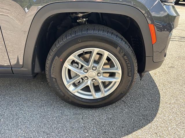 New 2026 Jeep Grand Cherokee Laredo X AWD/4WD image 11