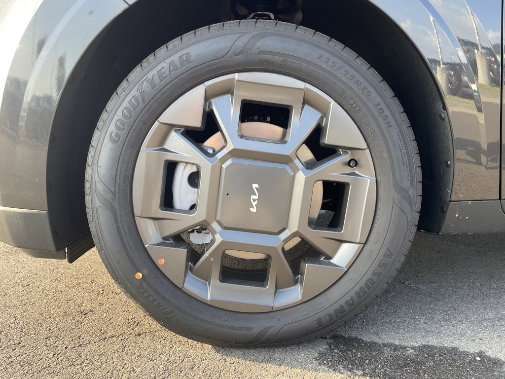 New 2026 Kia Carnival EX image 33