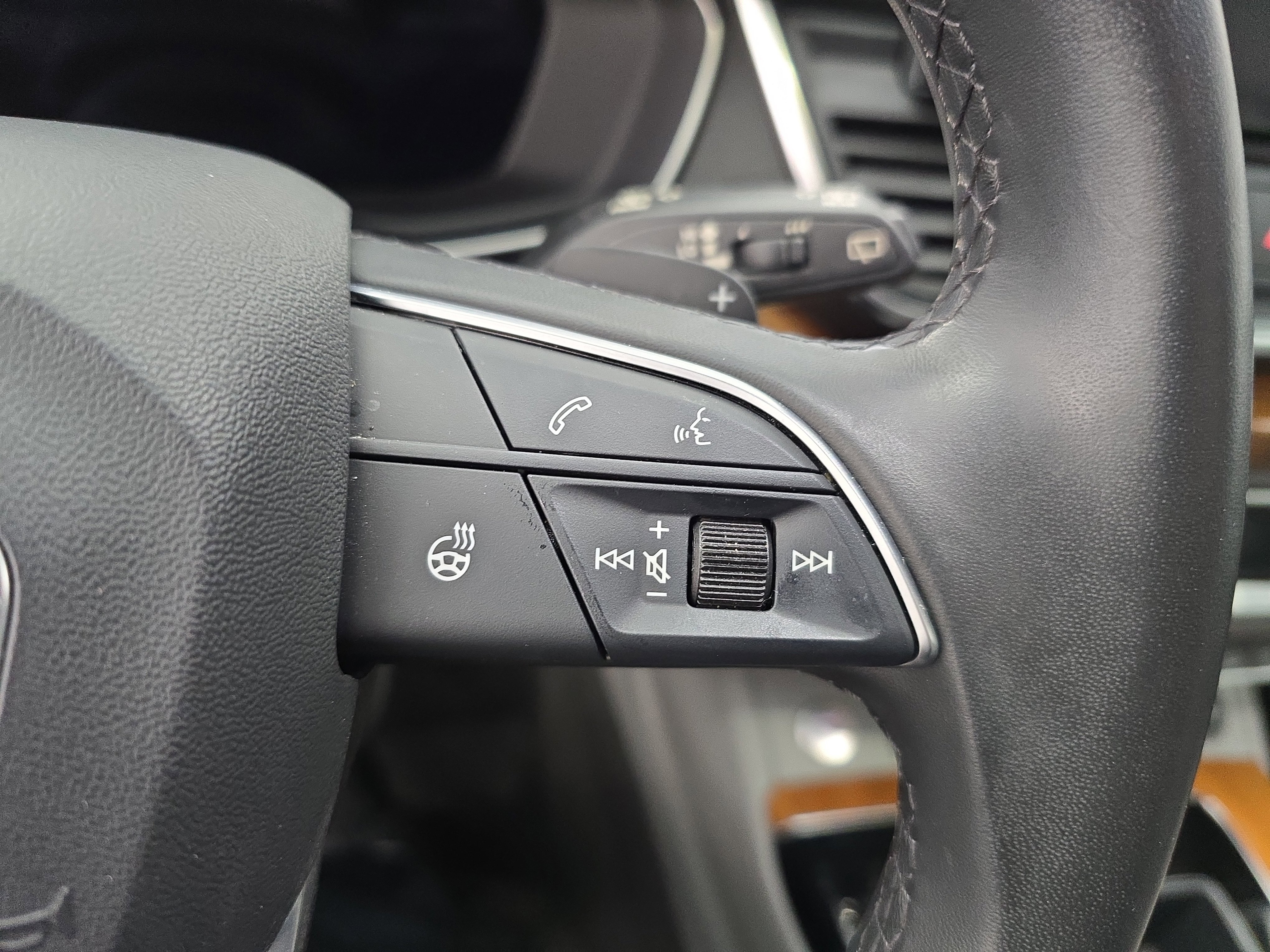 Used 2022 Audi Q5 2.0T Premium Plus image 18