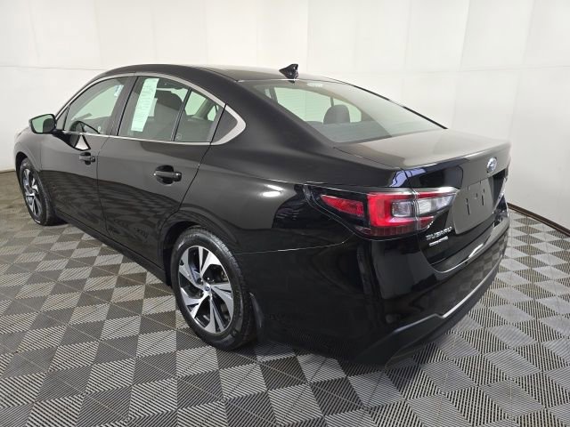 Used 2022 Subaru Legacy Premium image 9