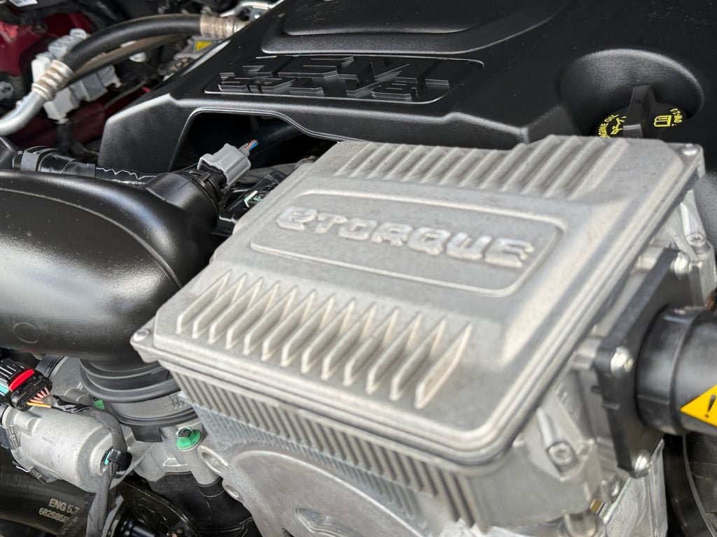 Used 2024 RAM 1500 Laramie AWD/4WD image 30