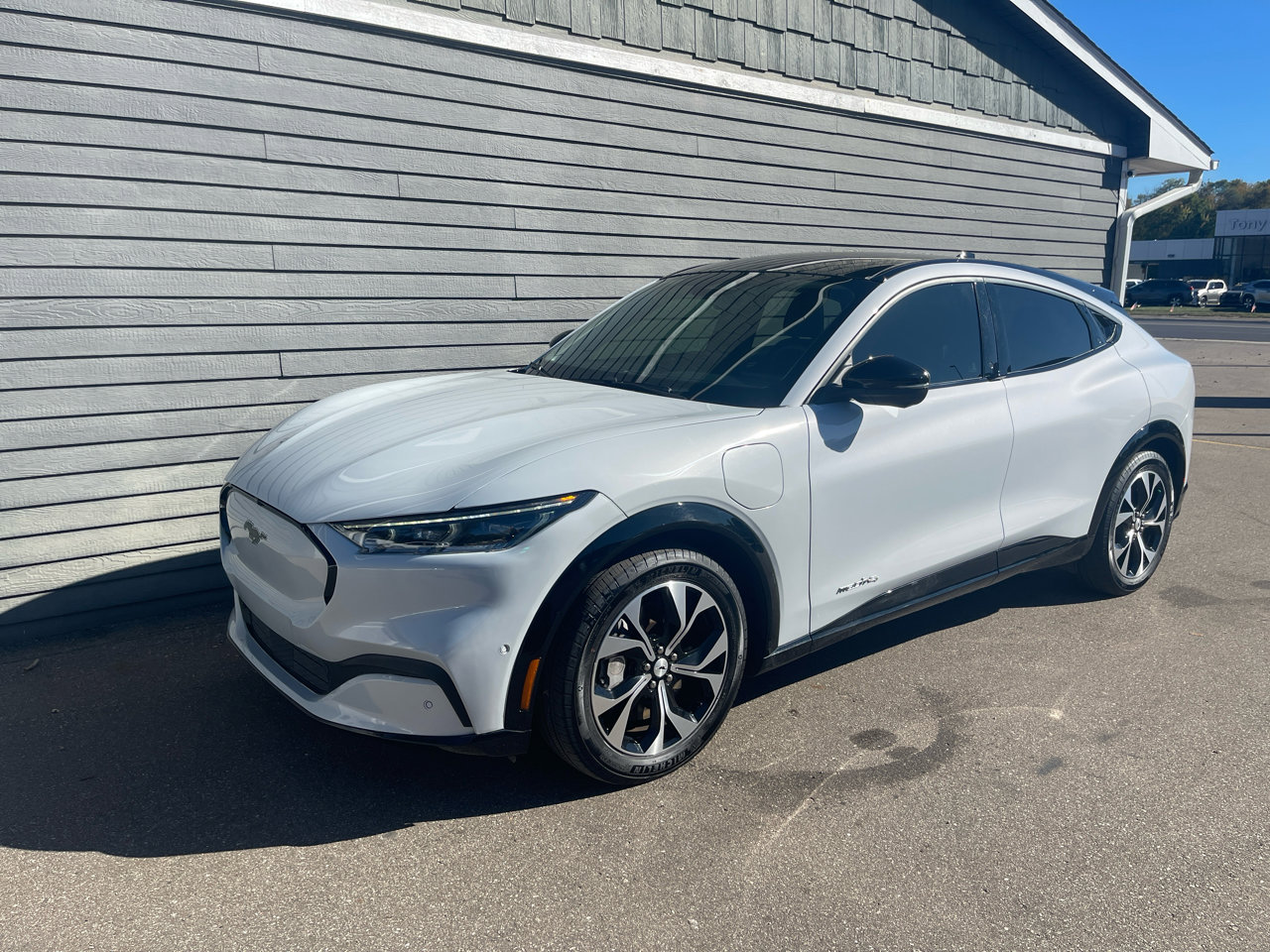 Used 2023 Ford Mustang Mach-E Premium image 4