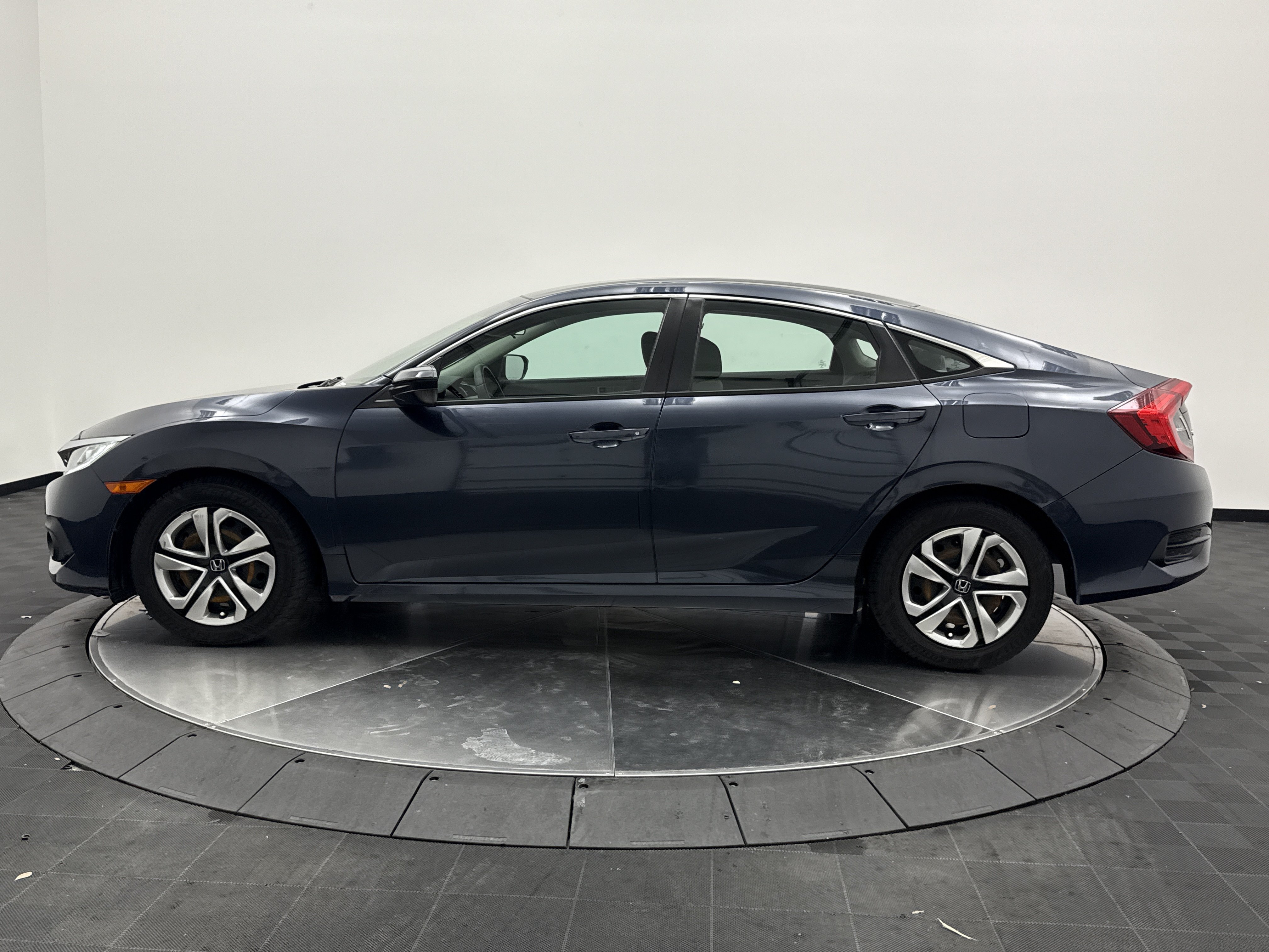 Used 2017 Honda Civic LX image 4