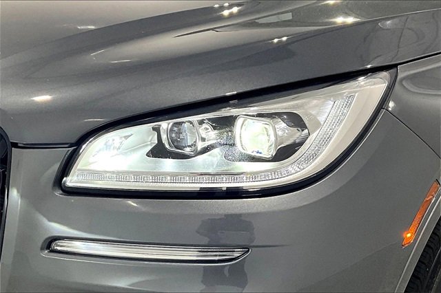 Used 2023 Lincoln Corsair Reserve w/ Equipment Group 201A image 34