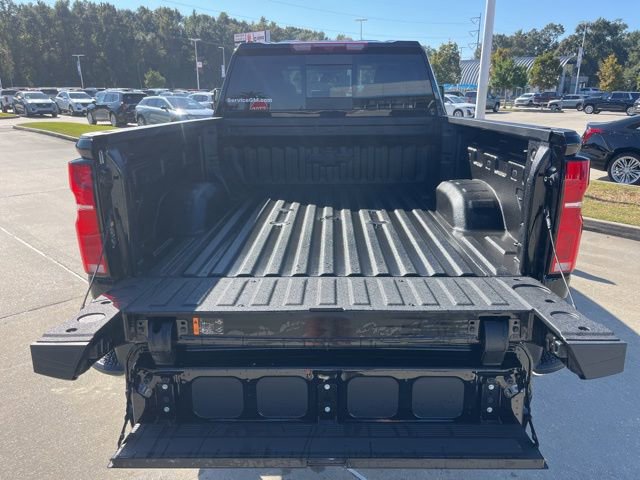 New 2026 Chevrolet Silverado 2500 LTZ w/ LTZ Plus Package AWD/4WD image 10