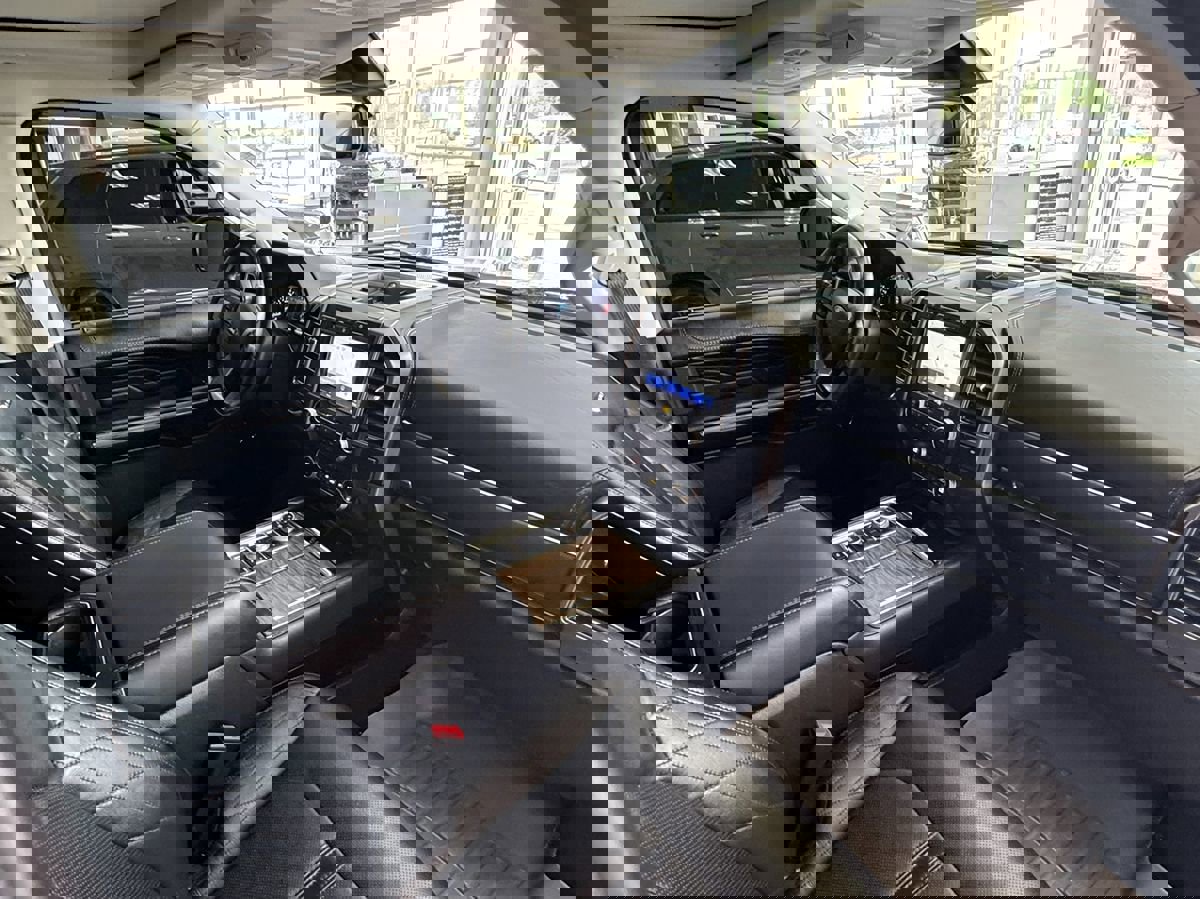 Used 2021 Ford Expedition Max Platinum image 15