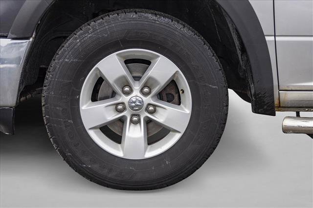 Used 2014 RAM 1500 Tradesman w/ Power & Remote Entry Group image 9
