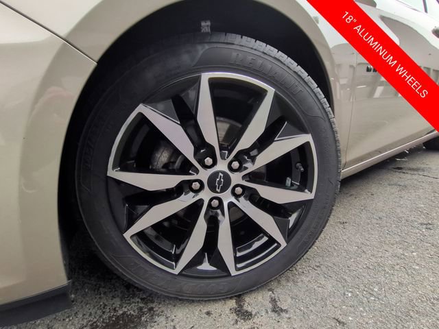 Used 2023 Chevrolet Malibu RS image 31
