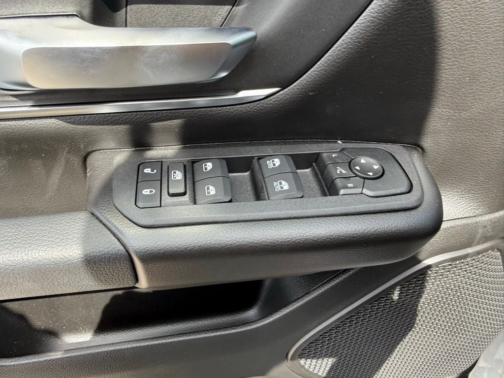 New 2026 RAM 1500 Big Horn AWD/4WD image 16