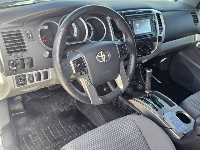 Used 2015 Toyota Tacoma PreRunner w/ SR5 Package RWD image 36