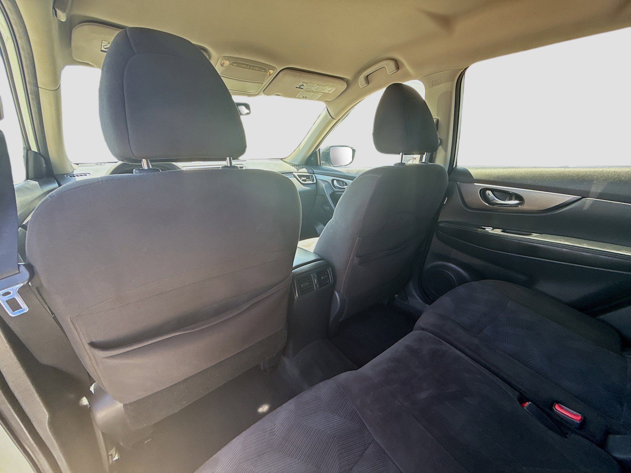 Used 2015 Nissan Rogue SV w/ SV Premium Package image 25
