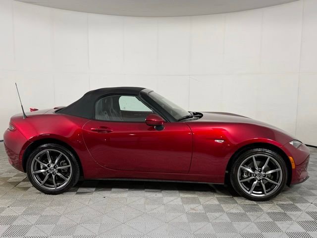 Used 2021 MAZDA MX-5 Miata Grand Touring image 8