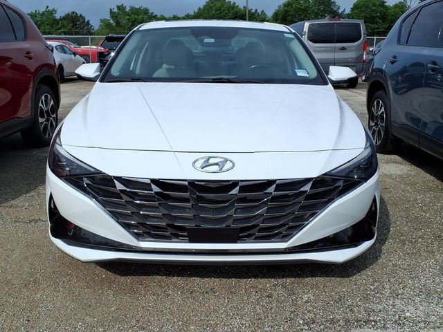 Used 2021 Hyundai Elantra Limited image 3