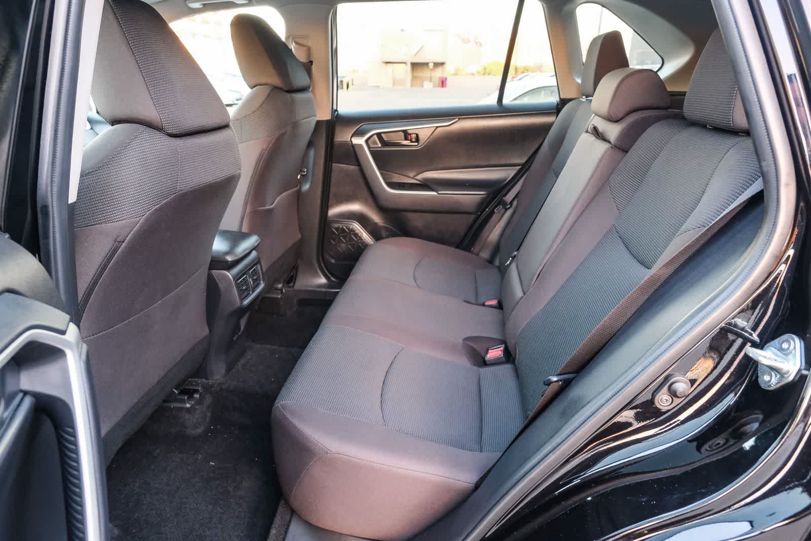 Certified 2025 Toyota RAV4 LE FWD image 19