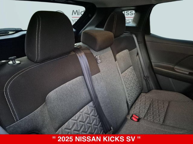 Certified 2025 Nissan Kicks SV w/ SV Premium Package AWD/4WD image 34