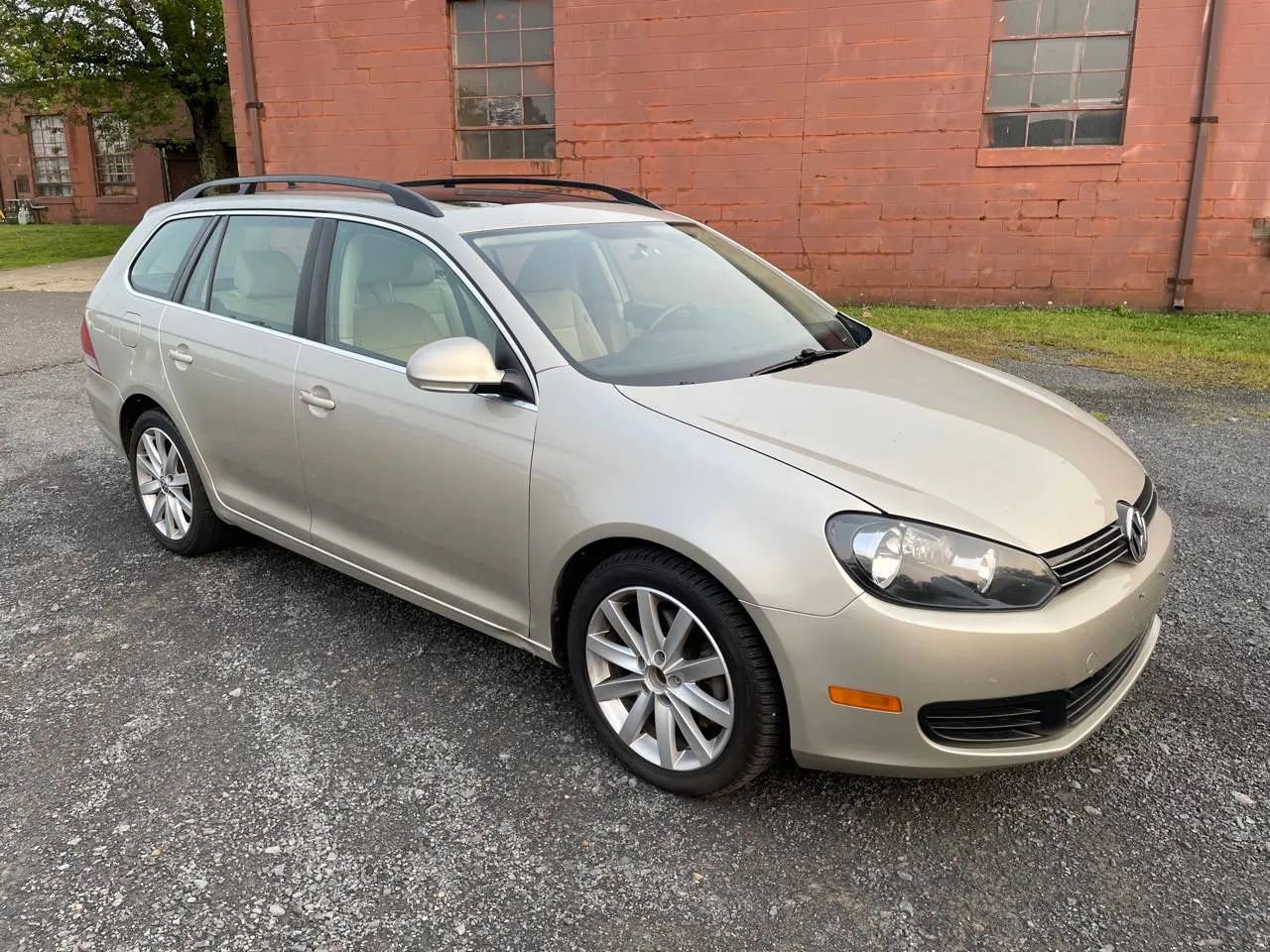 Used 2012 Volkswagen Jetta TDI image 14