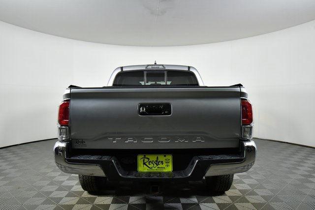 Used 2016 Toyota Tacoma 2WD Double Cab image 12