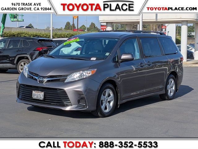 Used 2020 Toyota Sienna LE w/ Carpet Mat Package FWD video 1