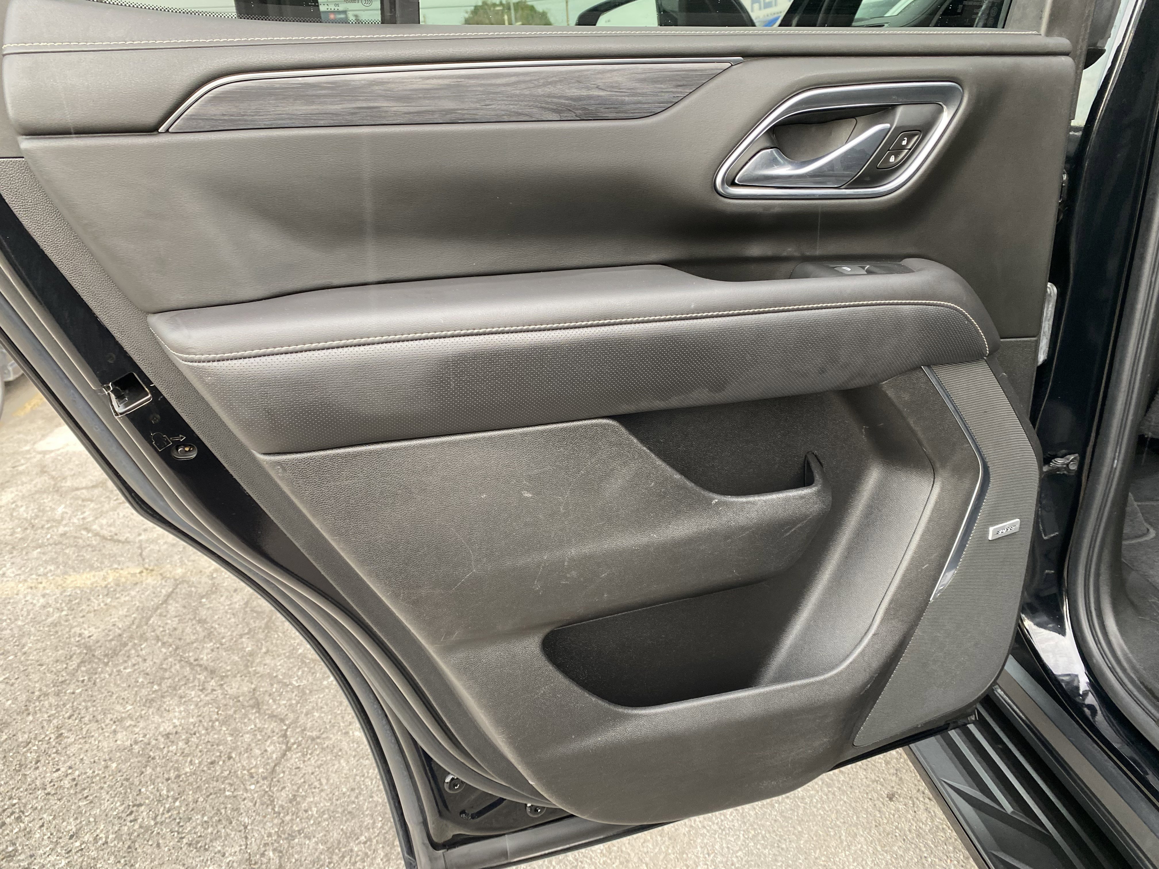 Used 2021 GMC Yukon SLT w/ SLT Luxury Plus Package image 15