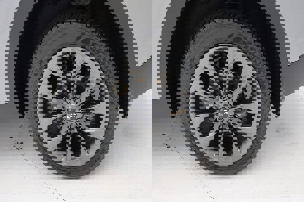 Used 2022 Kia Sorento X-Line EX image 9