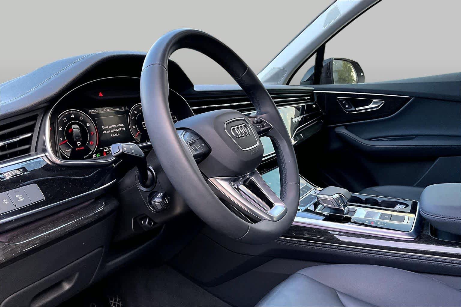 Used 2023 Audi Q7 3.0T Premium Plus w/ Premium Plus Package AWD/4WD image 18