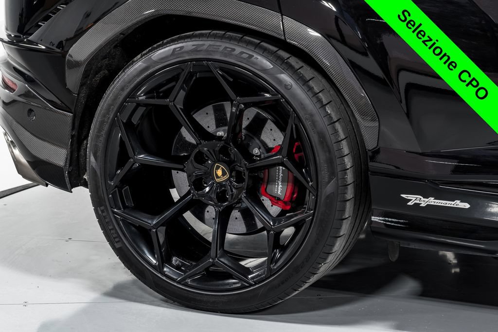 Used 2023 Lamborghini Urus Performante AWD/4WD image 57