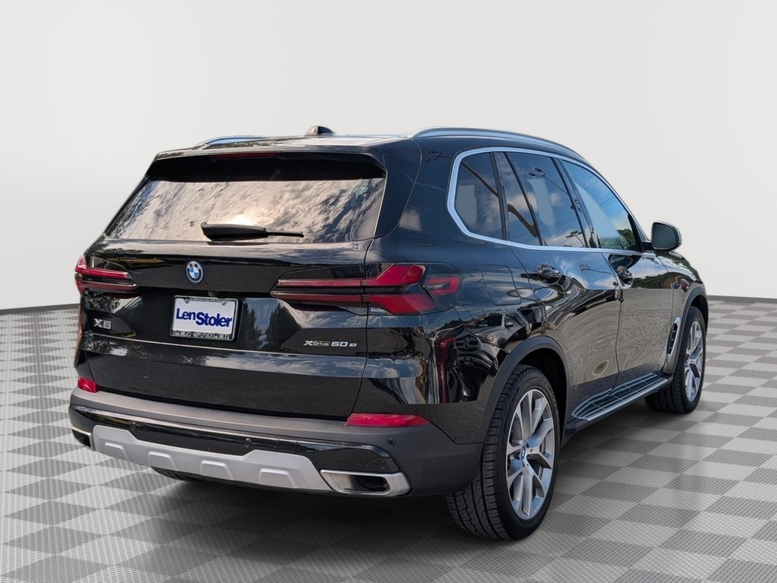 Used 2025 BMW X5 xDrive50e AWD/4WD image 5