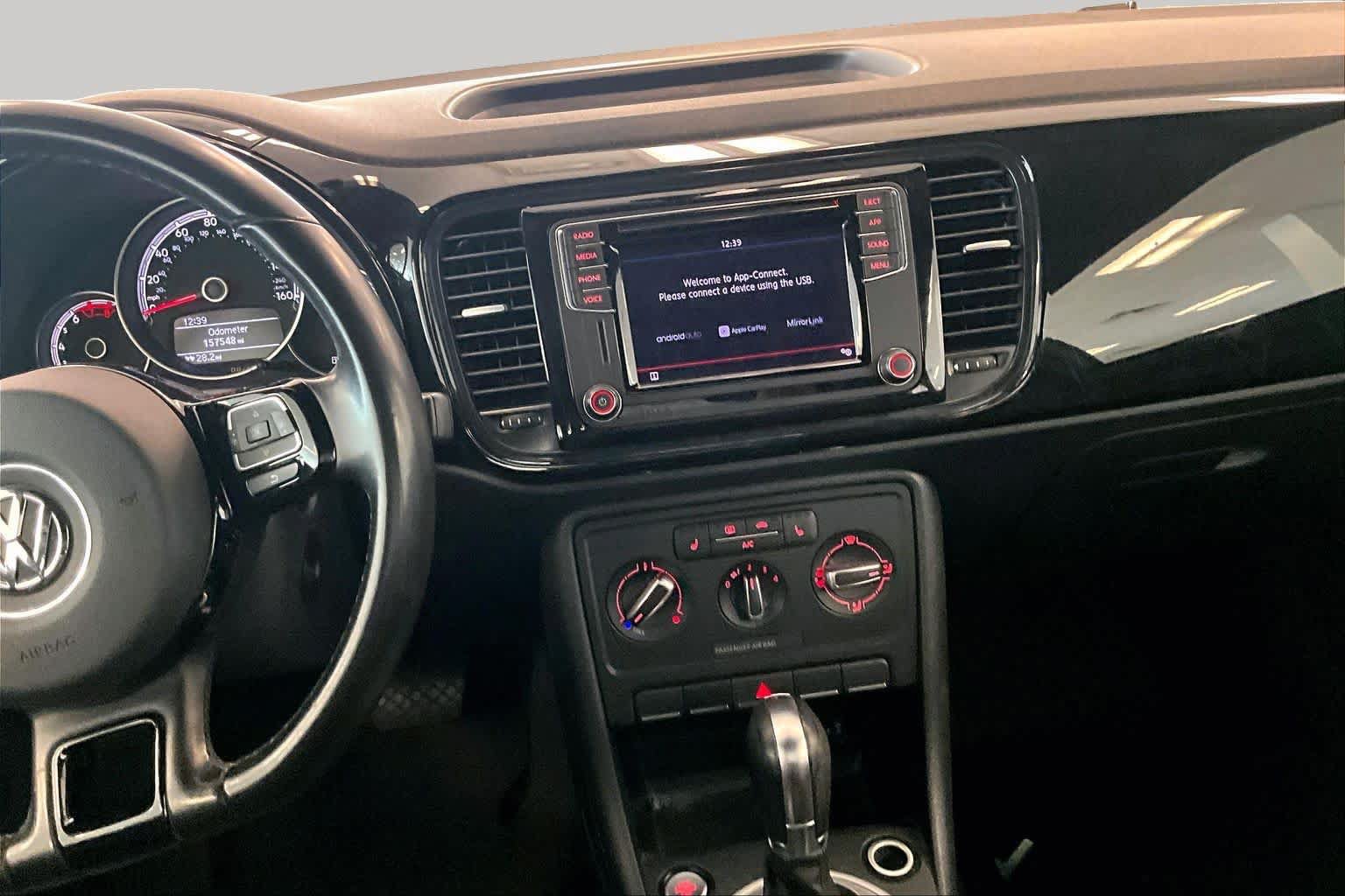 Used 2018 Volkswagen Beetle 2.0T S w/ Style & Comfort Package For S FWD image 6