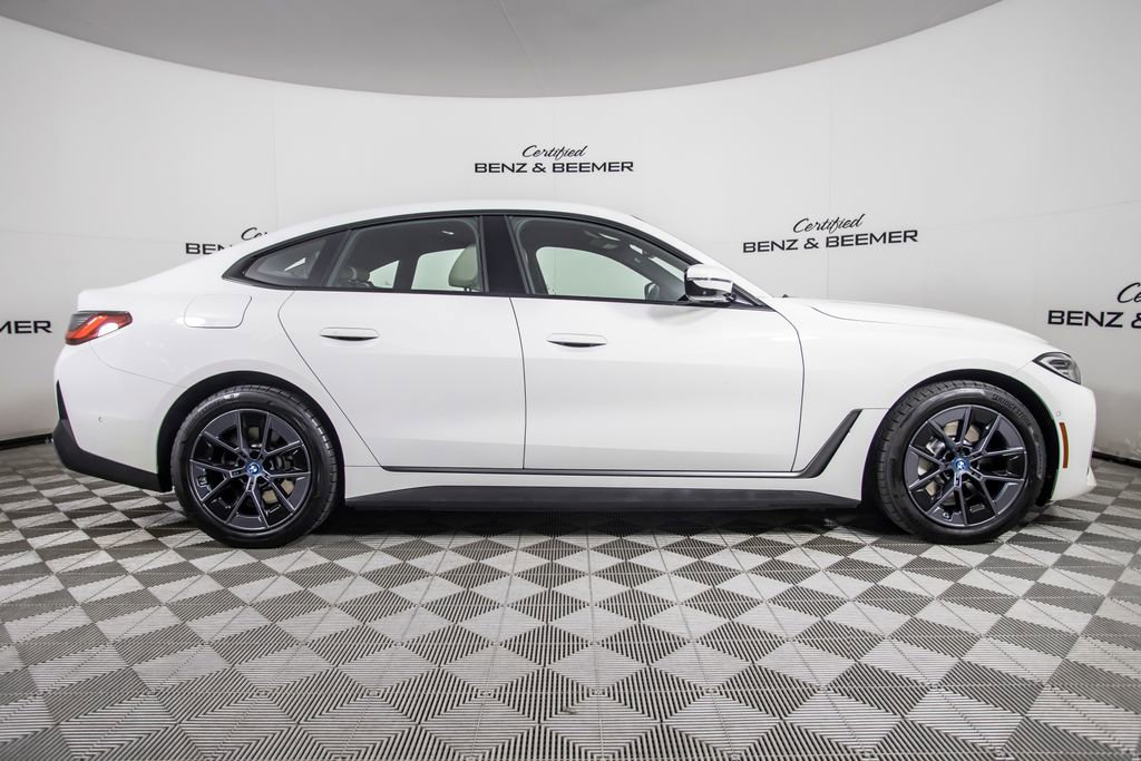Used 2023 BMW i4 eDrive35 RWD image 3