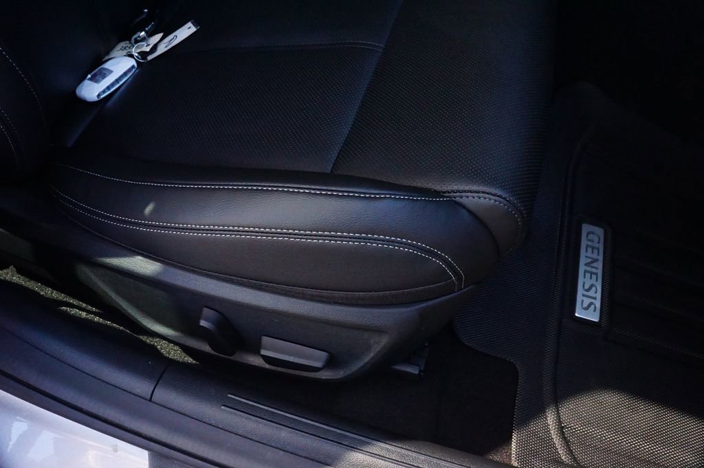 New 2026 Genesis G70 2.5T image 22