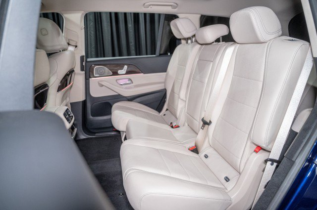 New 2026 Mercedes-Benz GLS 450 4MATIC image 12