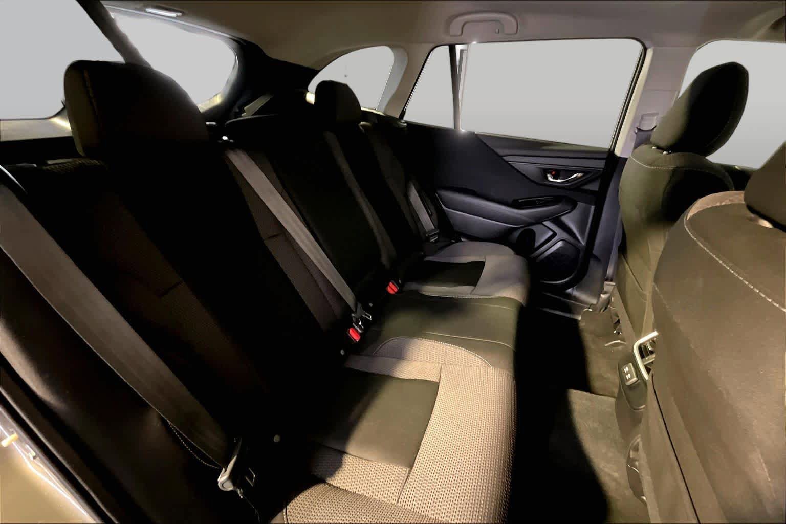 Used 2022 Subaru Outback Premium AWD/4WD image 20